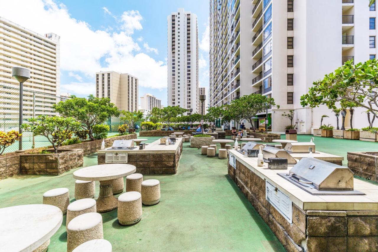 Mountain View Condo Near Beach With Free Parking! Honolulu Buitenkant foto